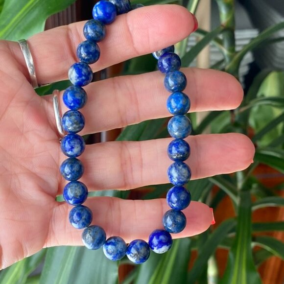 8mm Authentic Lapis Lazuli Healing Gemstone Bracelet - Picture 3 of 6
